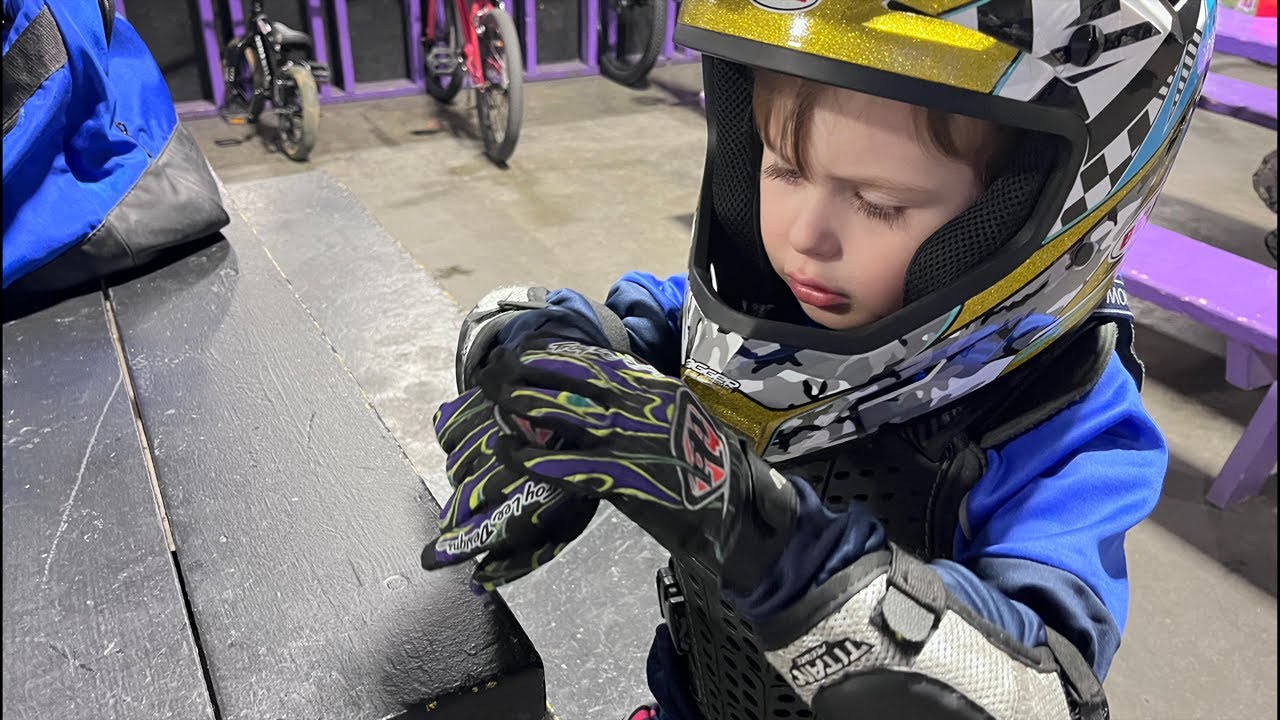 Saturday BMX Jumping and Pumping 🔥