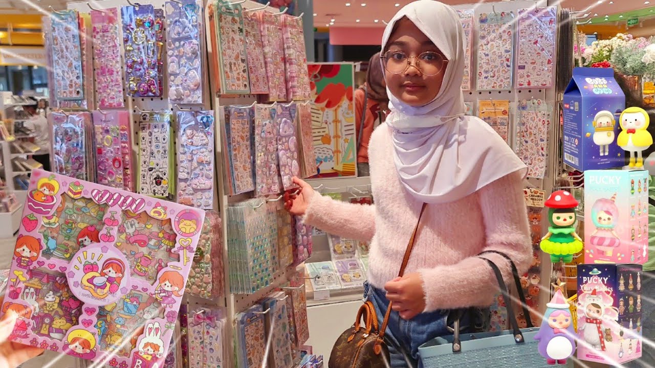 Inilah Surganya Sticker Lucu, Hanum Auto Borong! ❤️ Perlengkapan Kreativitas Anak -  Shafeea Hanum