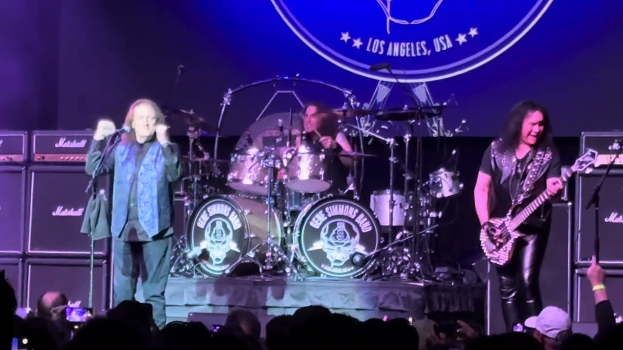 Tommy James w/Gene Simmons Band - “Mony Mony” Live, The Wellmont Theater, Montclair NJ, May 6, 2025