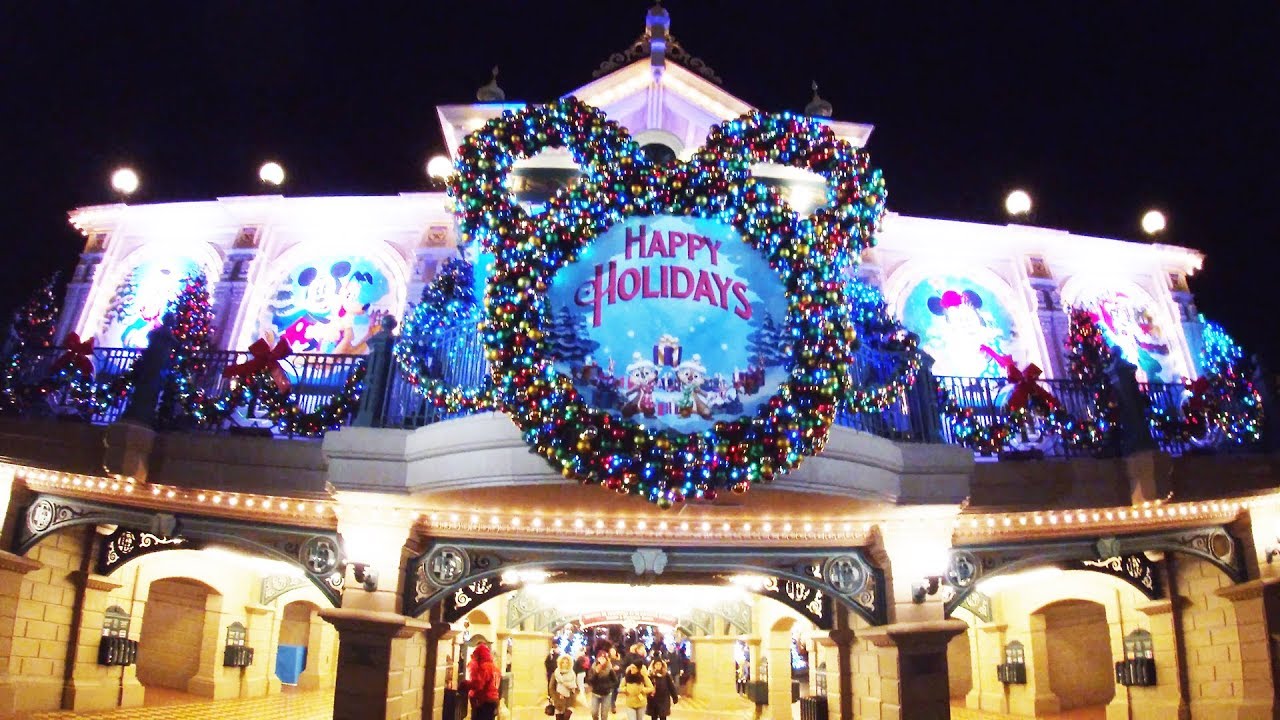 4K Disneyland Paris Christmas decorations 2019 (Nighttime View)