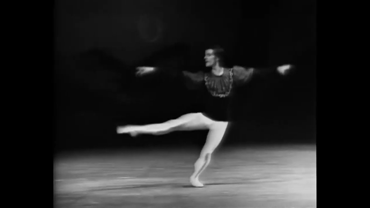 Valery Kovtun in 'Raymonda' (1976)