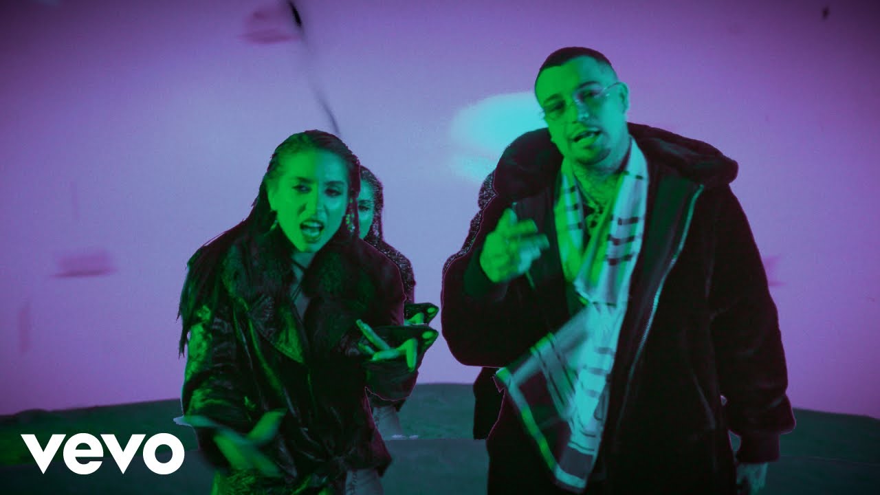 Gera MX, Maria Becerra - Extra&ntilde;&aacute;ndote (Video Oficial)
