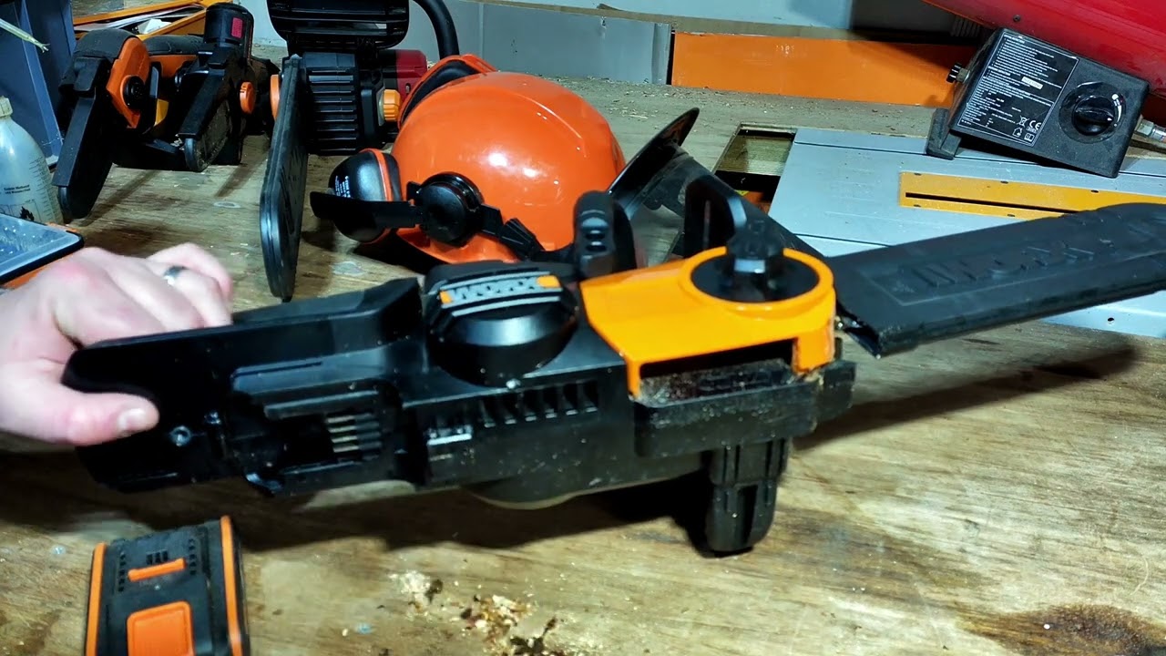 worx WG322 25cm 10inch brushed chainsaw review