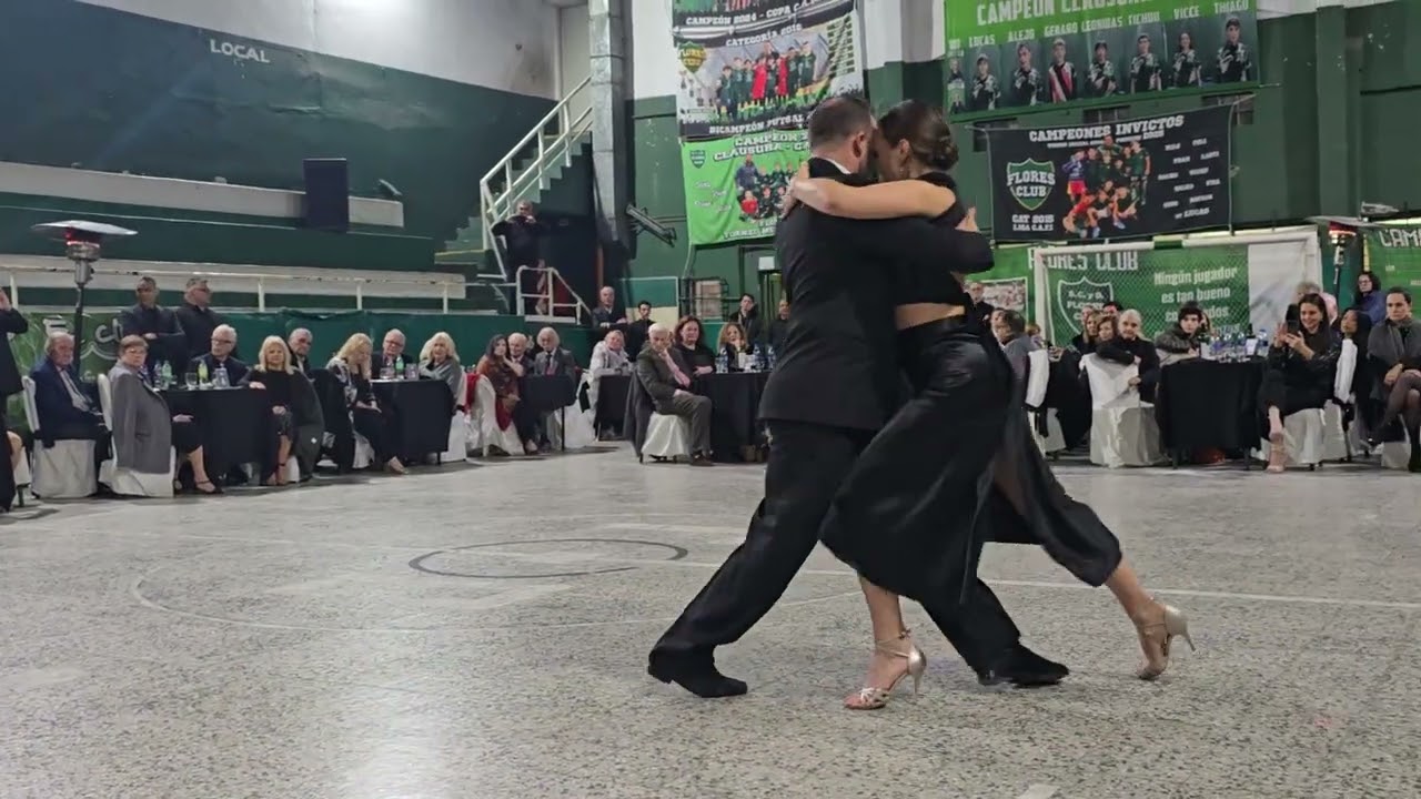 Andrea Serban y Endre Szeghalmi - milonga Gente Amiga