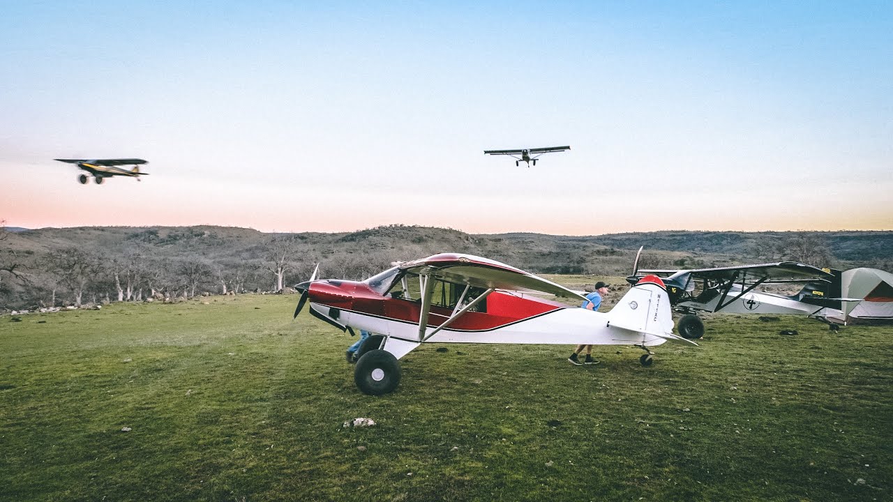 «Китфокс, группа из 20 человек» — кемпинг Bush Plane Campout