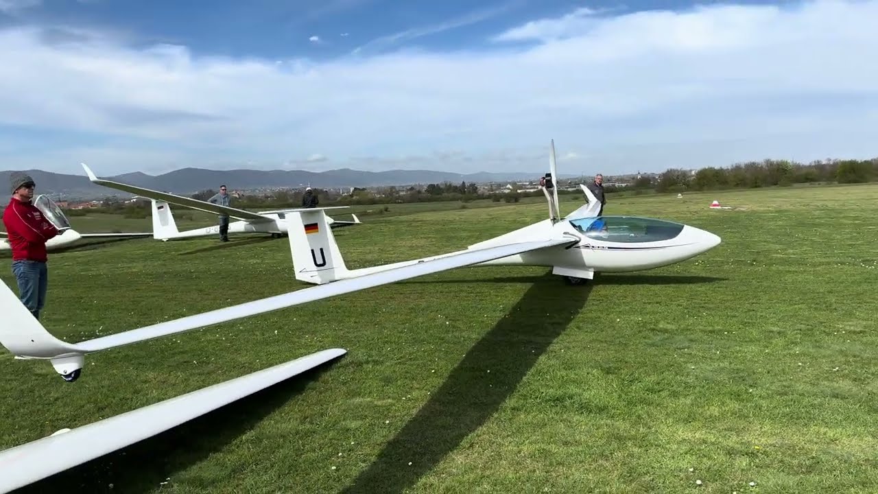 AS34 Me Self-Launch