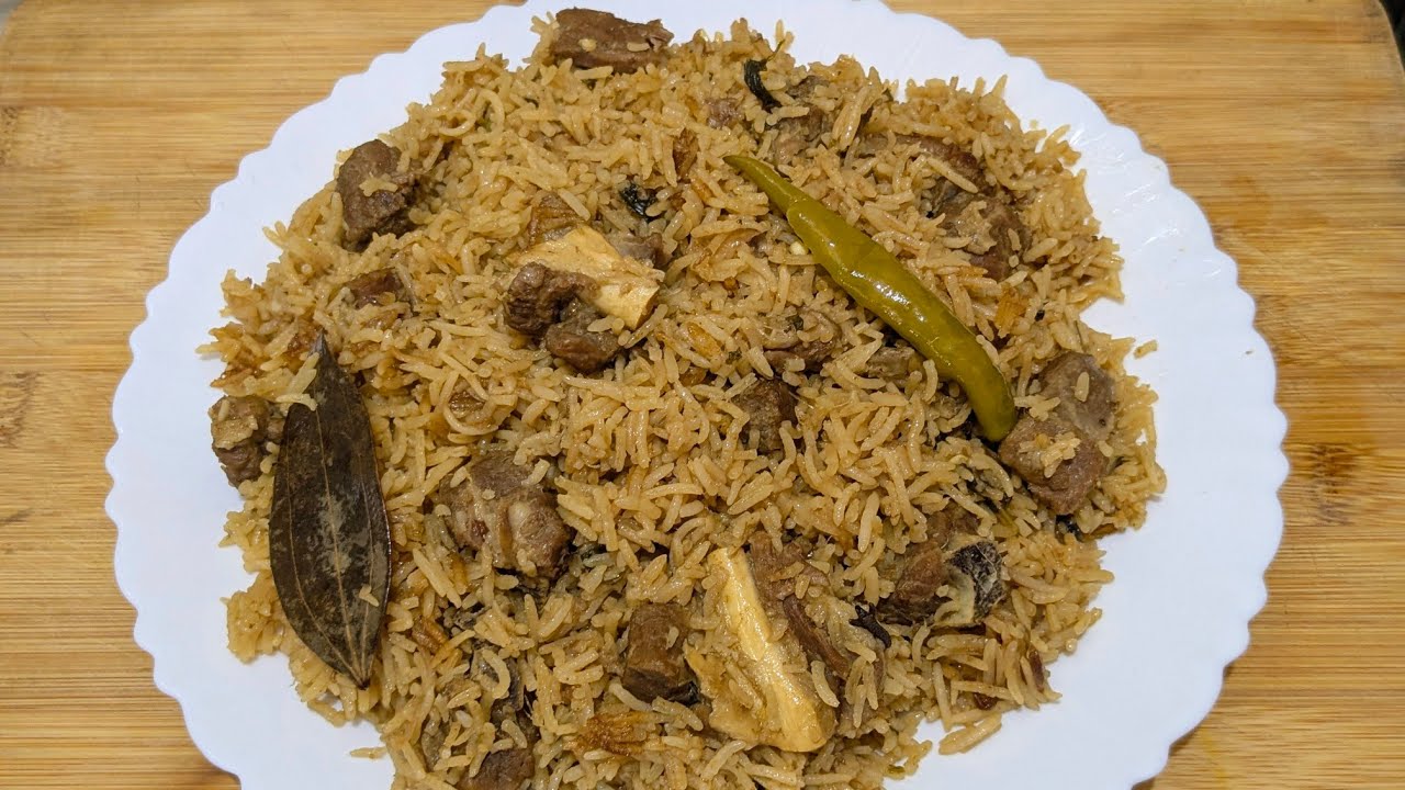 ముస్లిం స్టైల్ మటన్ బిరియాని/పులావ్👌| Muslim style mutton Biryani/Pulao | White mutton pulao recipe 