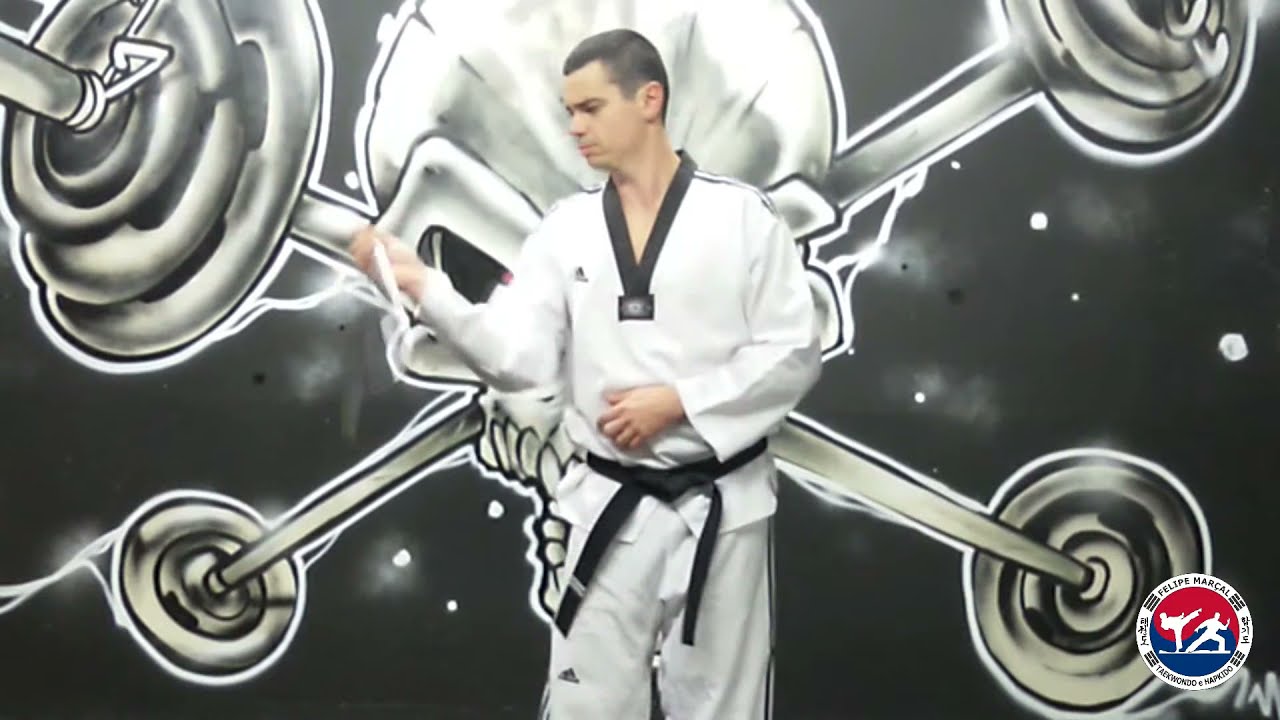 felipetkd brincando com nunchaku