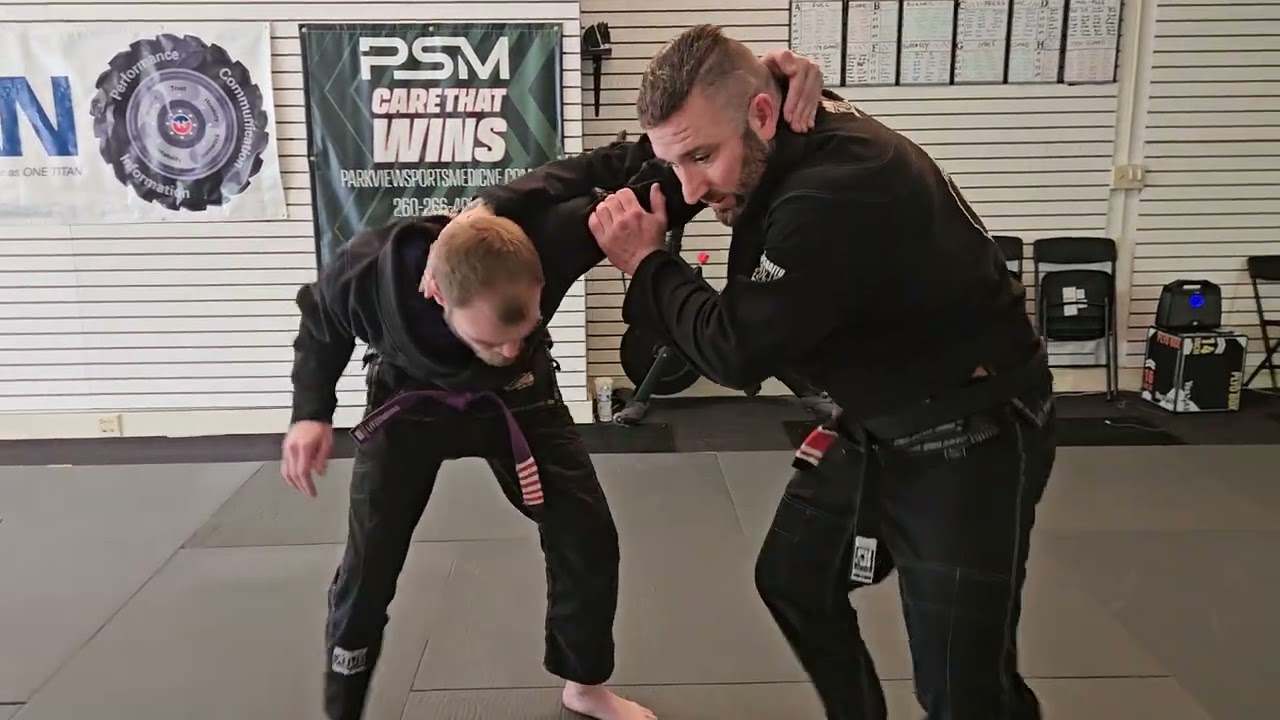 Collar Tie Foot Sweep