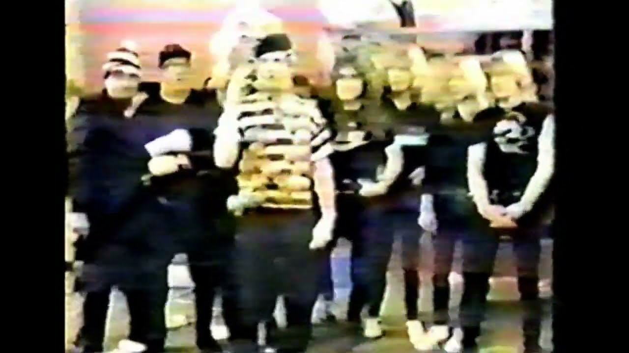IRON MAIDEN - MONTY PYTHON SKIT - 1982 - UPCONVERT
