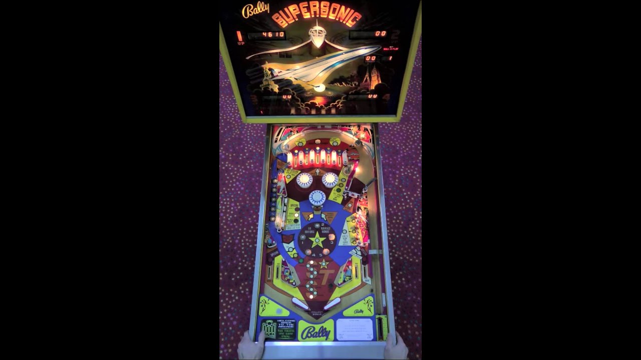 Supersonic Pinball Gameplay
