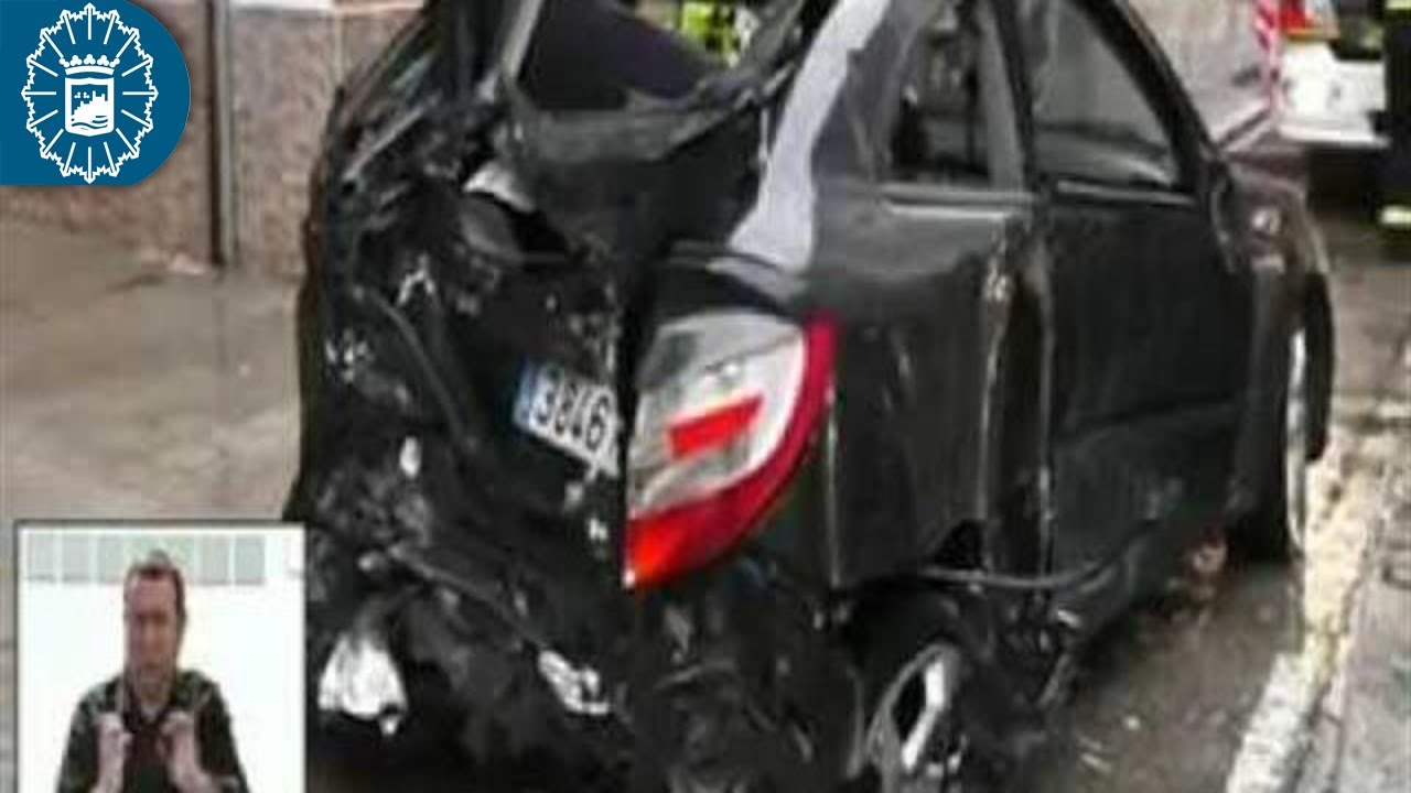 190405 - Policía Local Málaga - Accidente tras sufrir conductor autobús infarto - Canal Málaga