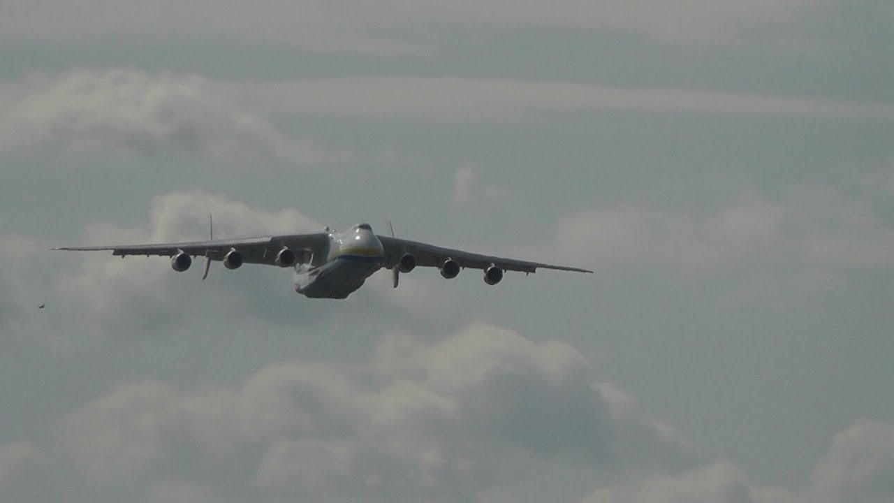 Antonov 225 Mrija Warszawa, lowpass