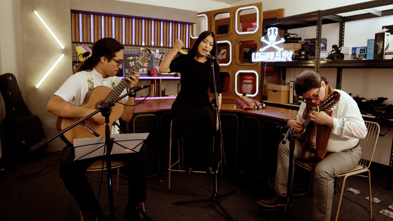 Edith Ramos, Julio Casas y Omar Ponce | Mulómanos