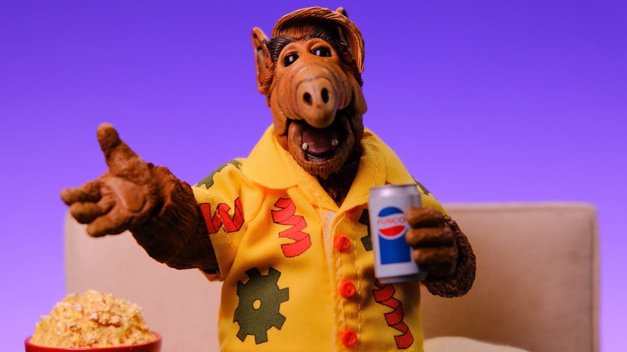 NECA Ultimate Alf Review-🔥🔥🔥