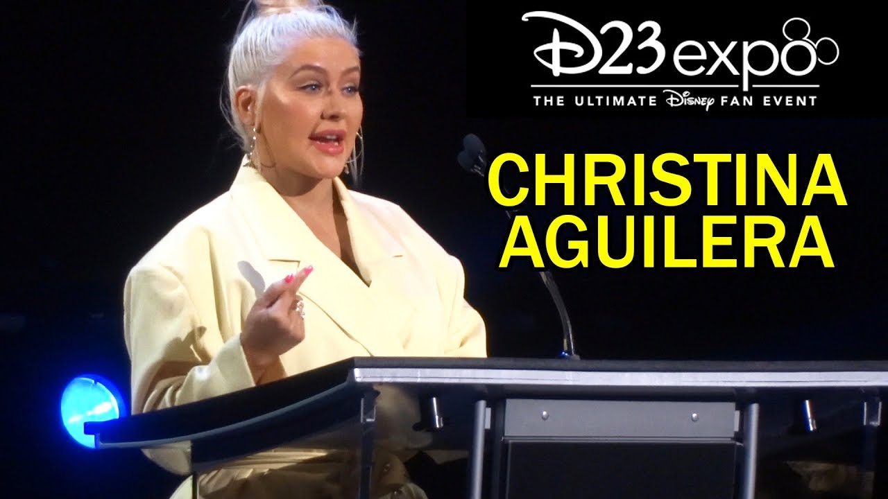 Christina Aguilera performs 