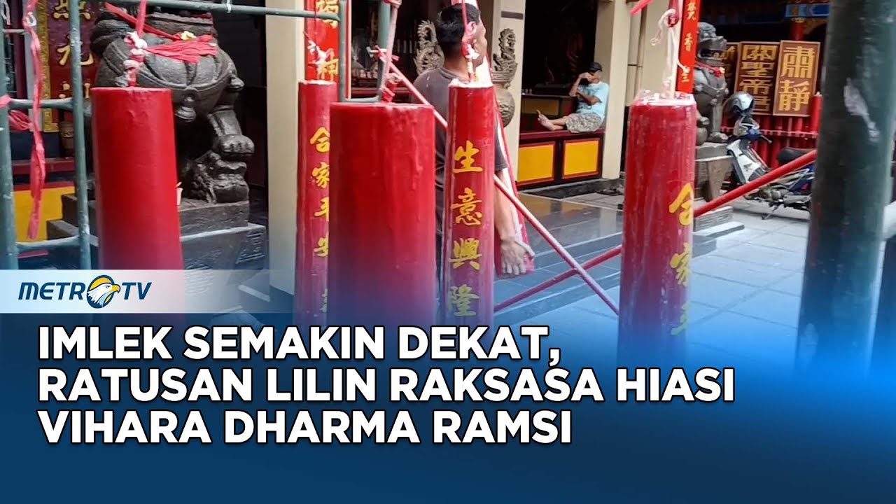 Ratusan Lilin Raksasa Mulai Ditata Rapi Menyambut Imlek di Vihara Dharma Ramsi Bandung