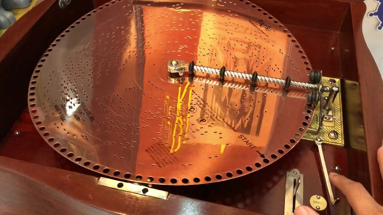 Regina Serpentine music box plays “Dance of the sugar Plum fairy” song