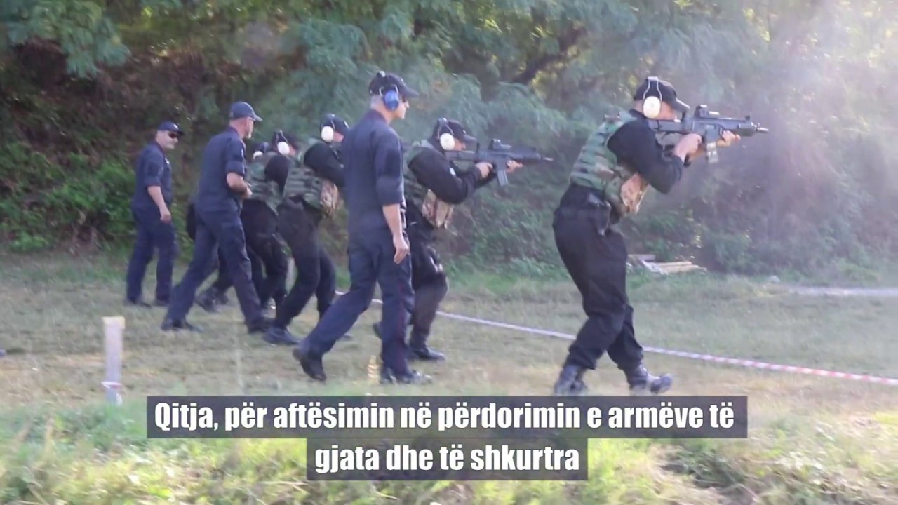 Policia Ushtarake trajnohet nga Carabinieria italiane