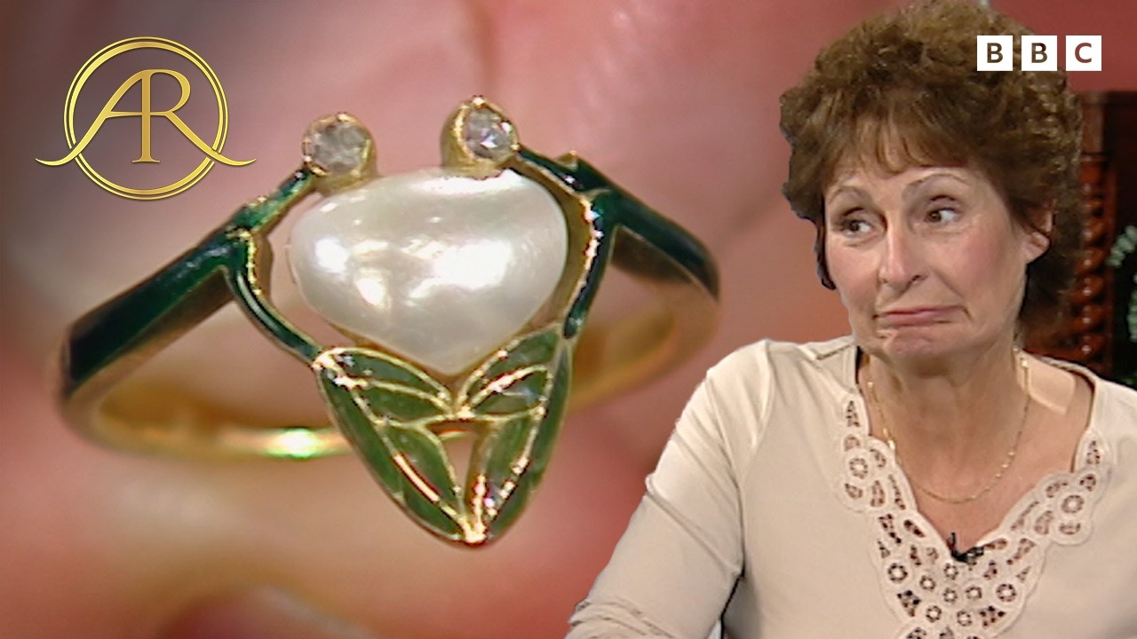 French Art Nouveau Ring Is 'Complete Little Masterpiece' | BBC Antiques Roadshow UK