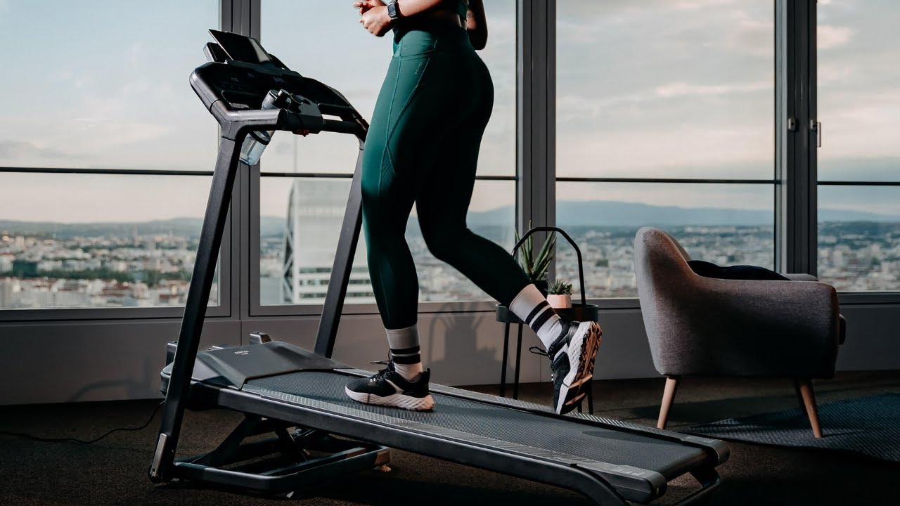 Domyos Run500 Treadmill | Smart Folding Treadmill with Incline for Home Workouts in Ireland