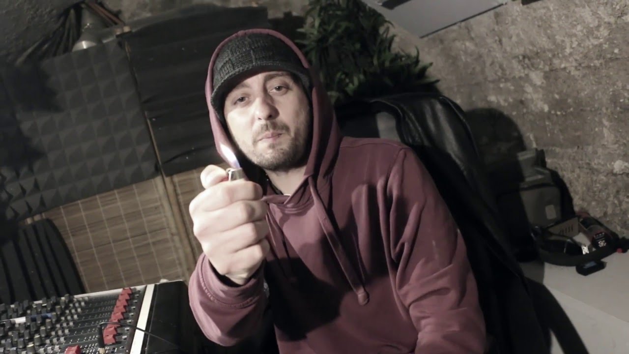Dans la cave avec L'neze