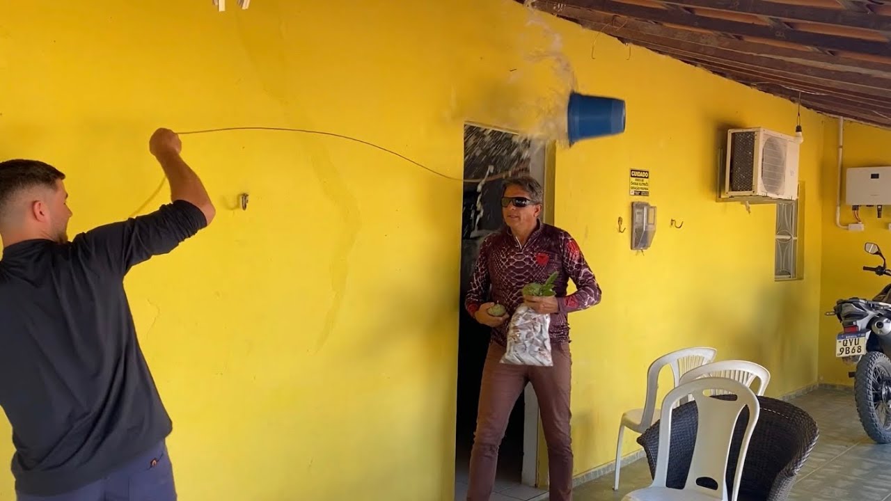 PEGUEI O REI DAS SERPENTES EM UMA ARMADILHA