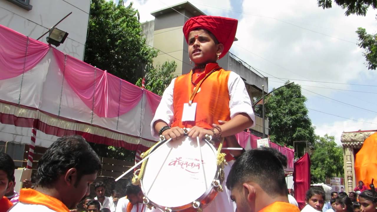 शिवराज -शिवाजी महाराजांची गारद व ताशा वादन - सुवर्णयुुग  ढोल ताशा पथक ,सांगवी पुणे