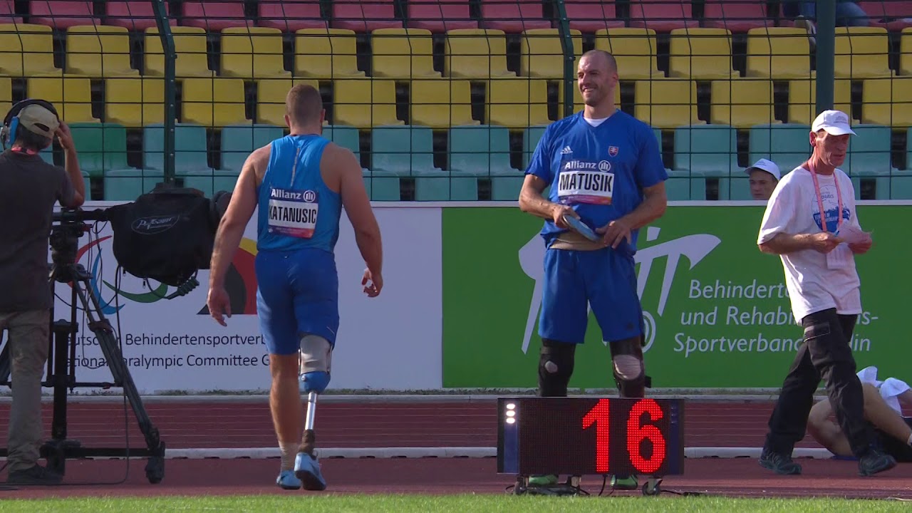 Men's Discus F64
