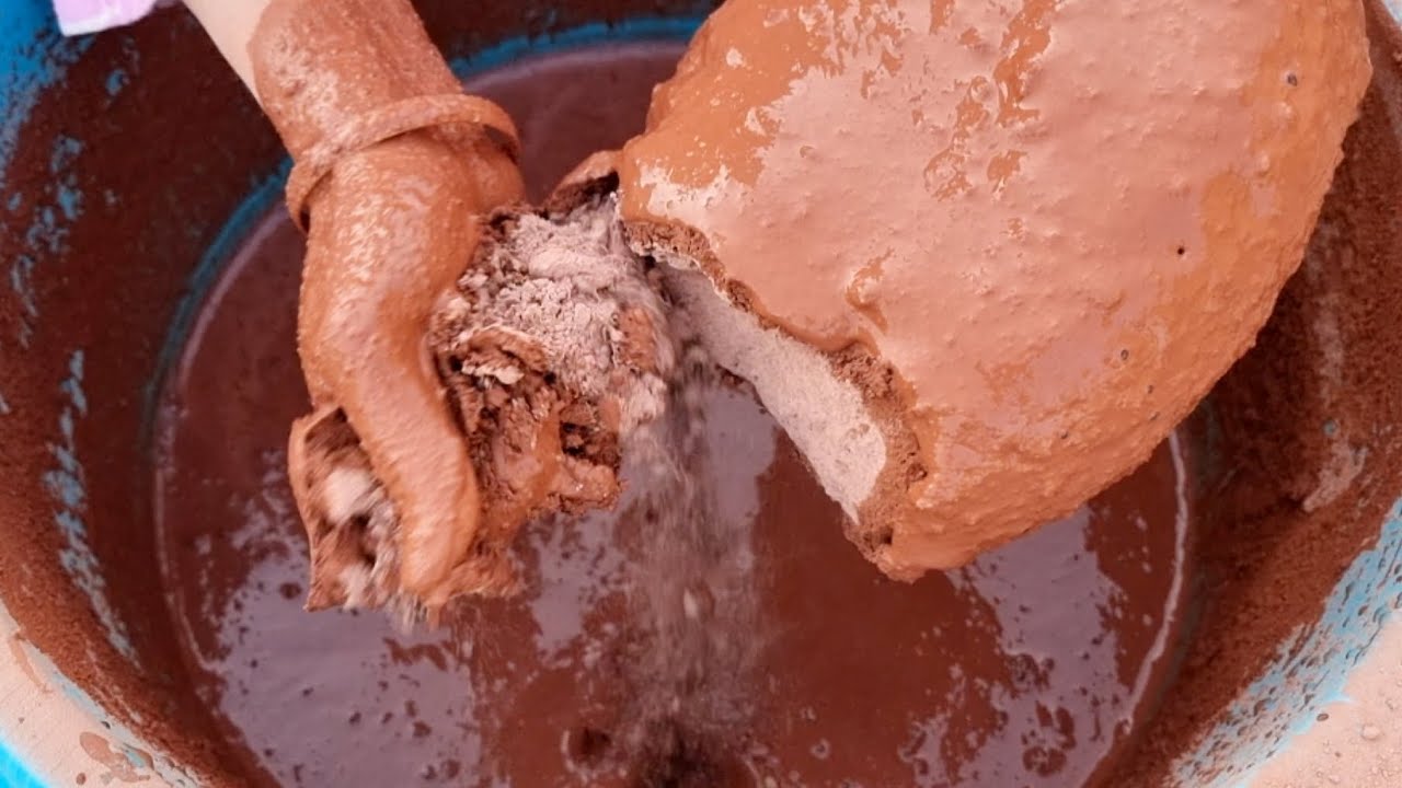 ASMR: New Video 😀 Red Clay Crumbling in Water 💦💦 Mouthwatering Dipping 🤤🤤 Oddly Satisfying, Sleepaid