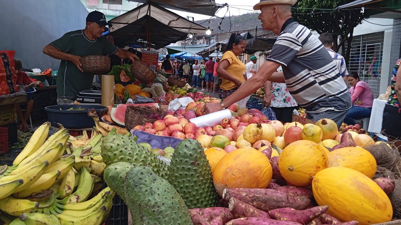 NA FEIRA LIVRE NO ALTO SÃO SEBASTIÃO LIMOEIRO PERNAMBUCO 08 DE FEVEREIRO 2026