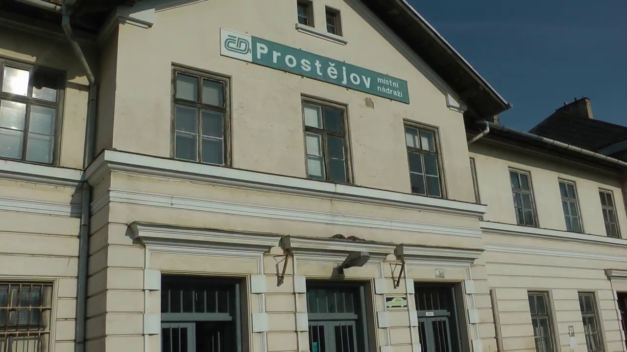 ... LEGIOVLAK ... MÍSTNÍ  NÁDRAŽÍ  PROSTĚJOV.
