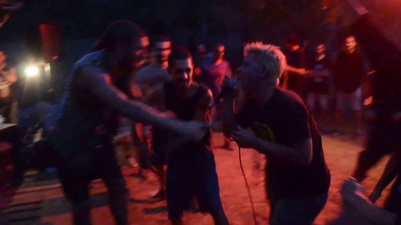 Satanic Youth + Zac live @ Lecce HC 9 - scemo (Peggio punx cover)