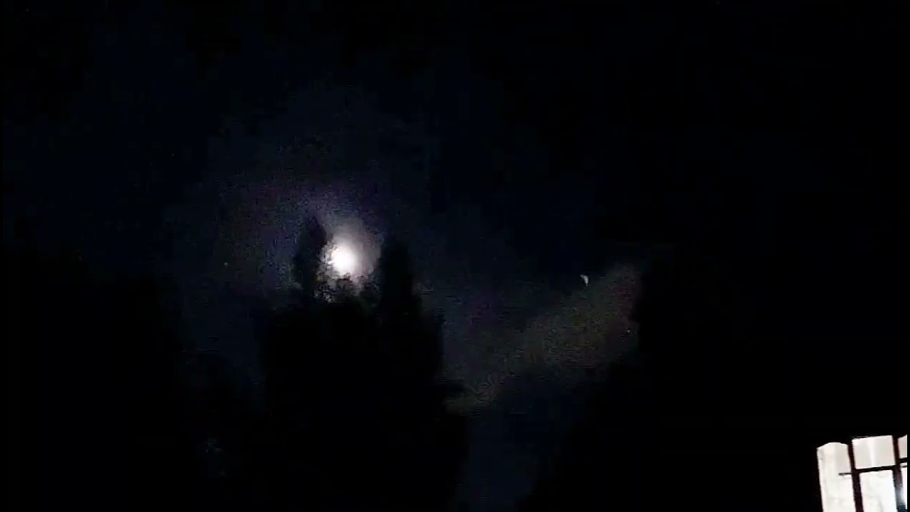 Метеорный поток персейды в ночь с 12 на 13 августа.