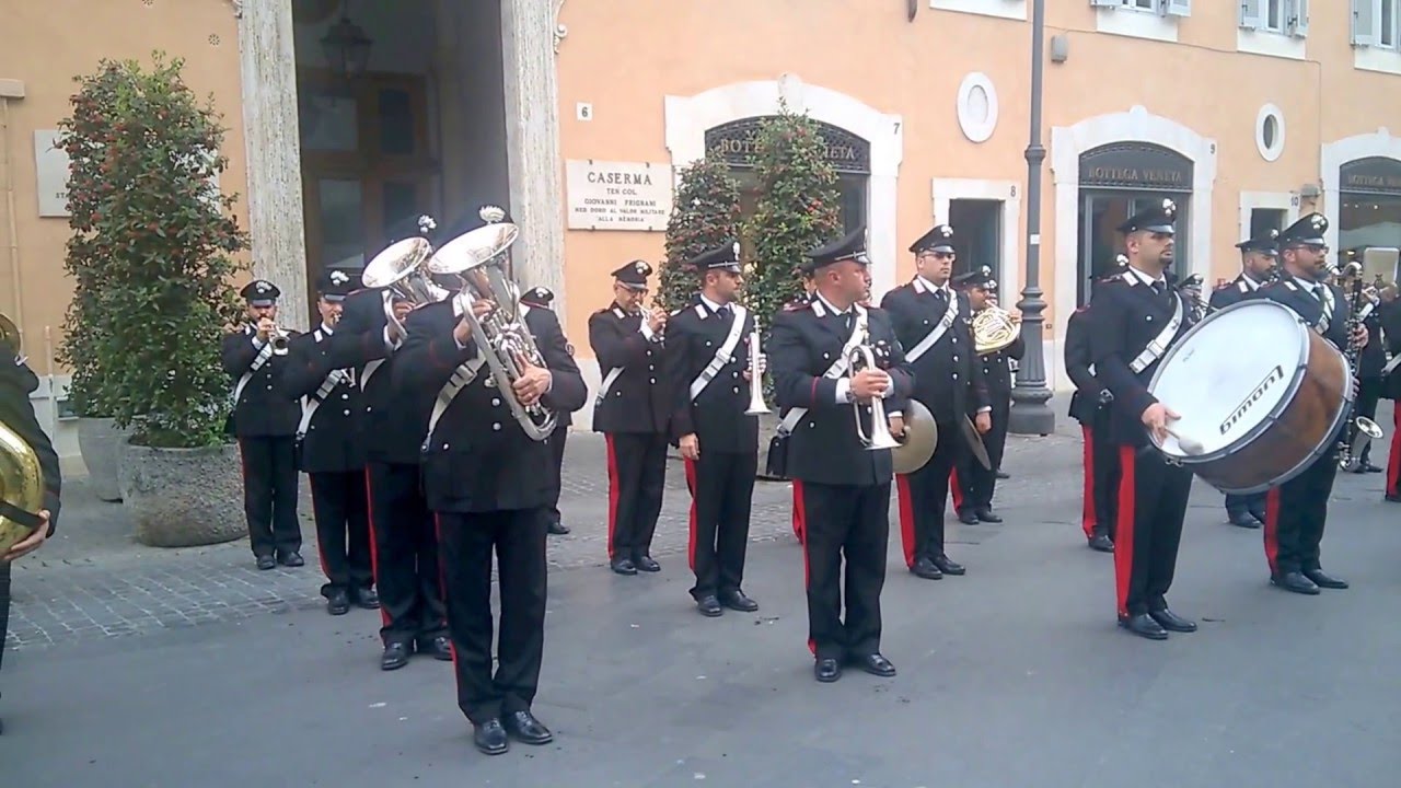 banda dei Carabinieri inno di Mameli