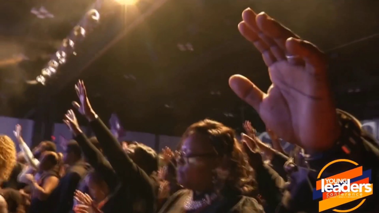 🙌 Praise The Name of Jesus!” Worship At #YLC2019 #YLC