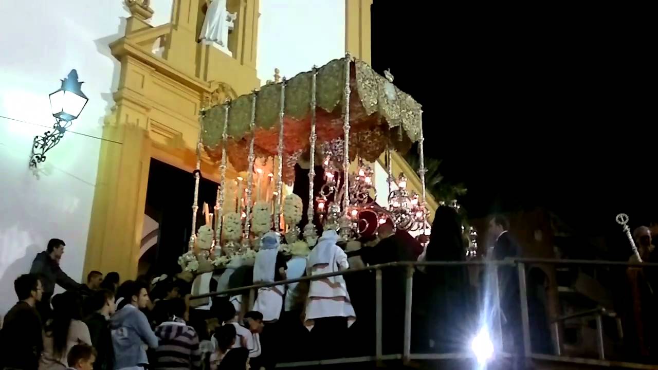 Entrada de Mª.S. de la Encarnación (Hdad. del Amor), Semana Santa Córdoba 2011