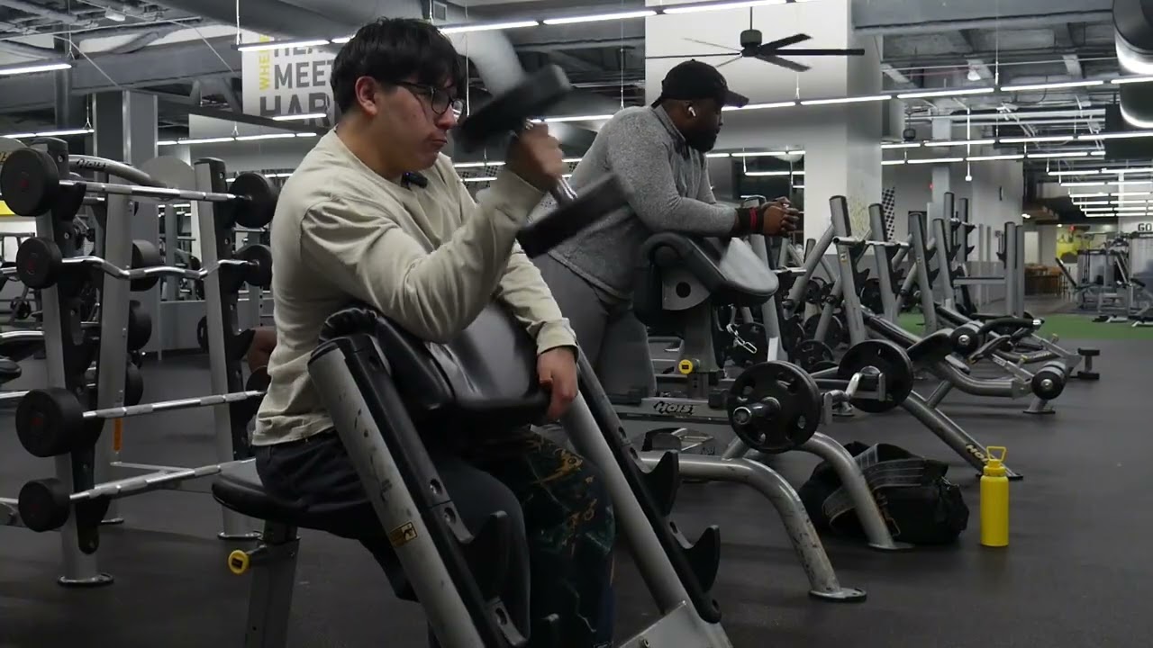 chest and biceps restarting the cut
