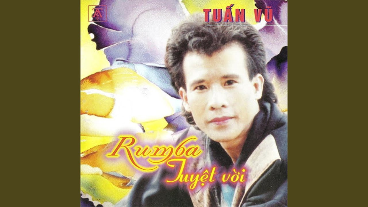 Kh&oacute;c Thầm