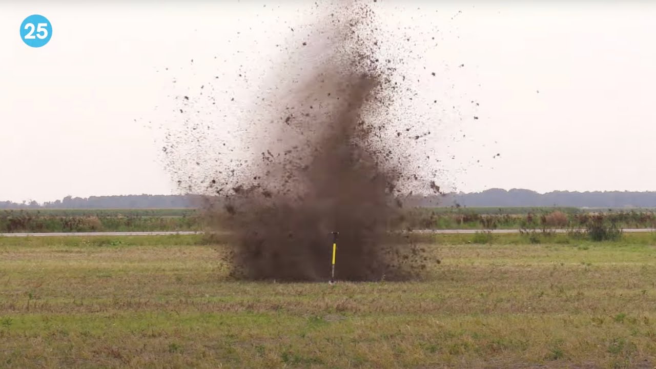 Urk - EOD laat 'knutselvuurwerk' veilig ontploffen