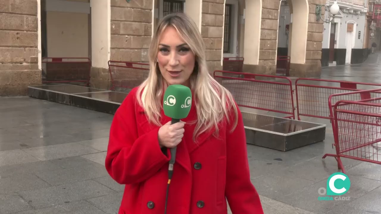 El alcalde recibe en el Salón de Plenos a la princesa Leonor junto al resto de guardiamarinas