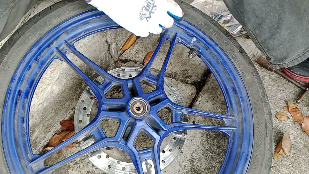 Paano magpalit ng bearing sa front wheel ng sniper 155