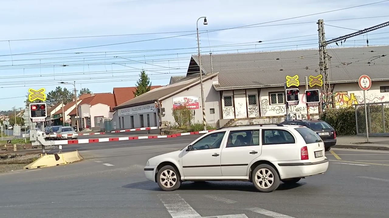 Železniční Přejezd Ažd 97 Mělník - Kokořínská 