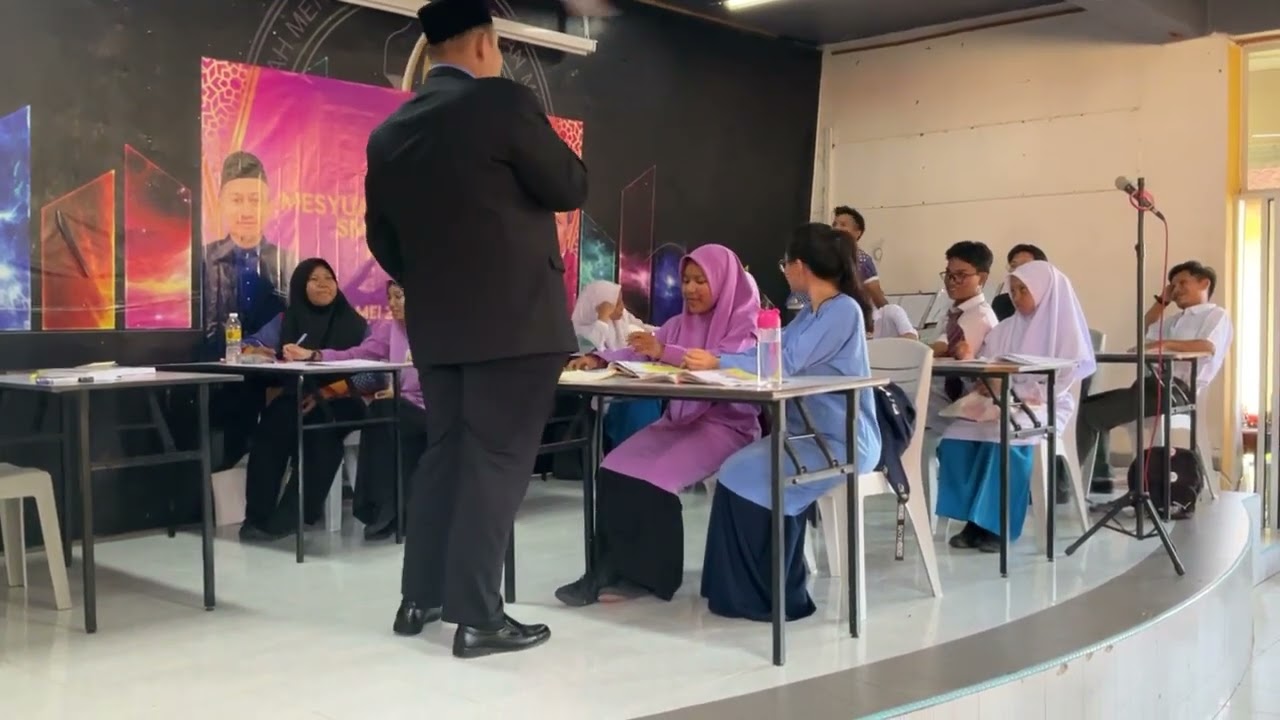 Sketsa Hari Guru