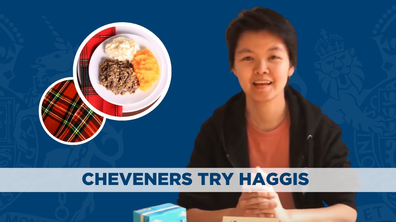 Chevening scholars try... haggis