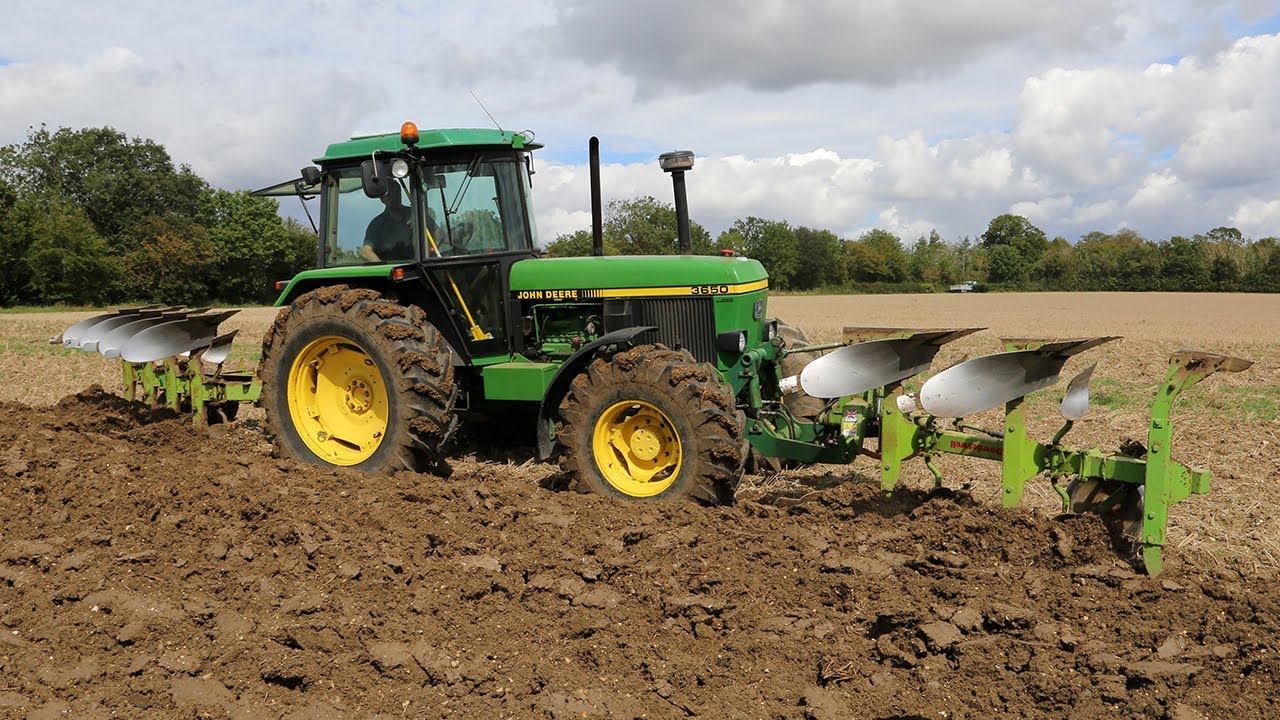 Classic 1993 John Deere 3650 push-pull ploughing - 114hp on six-furrows | Dowdeswell DP8P and DP7B