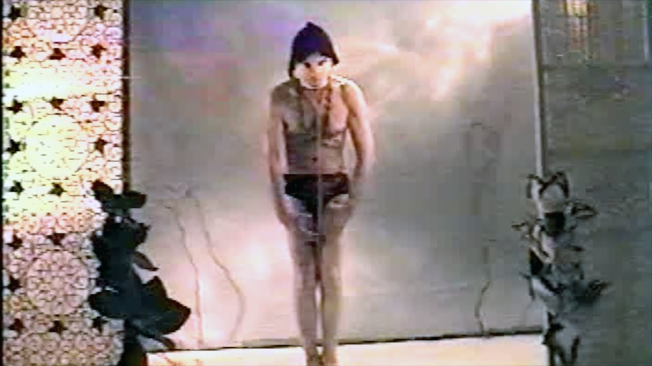 Spontaneous Dances: GHOUL MASK - Leland Auslender