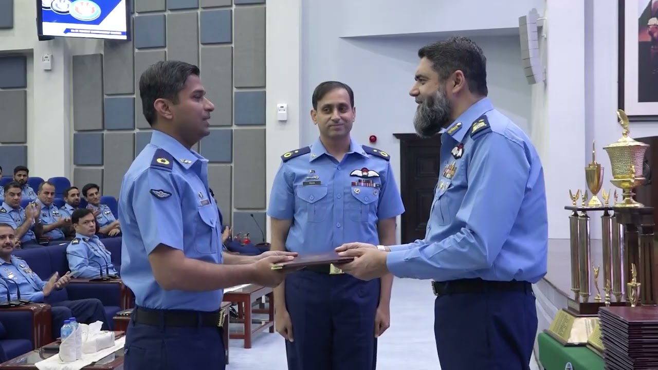 Graduation Ceremony of No 61 Combat Commanders&rsquo; Course Held at PAF ACE
