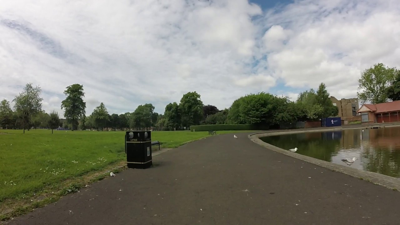 Glasgow, Scotland. Elder Park walk 01