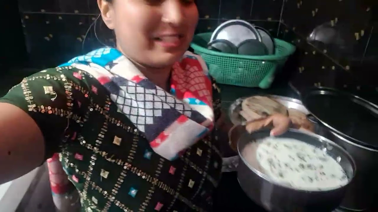 Aaj ban raha hai khire ka raita
